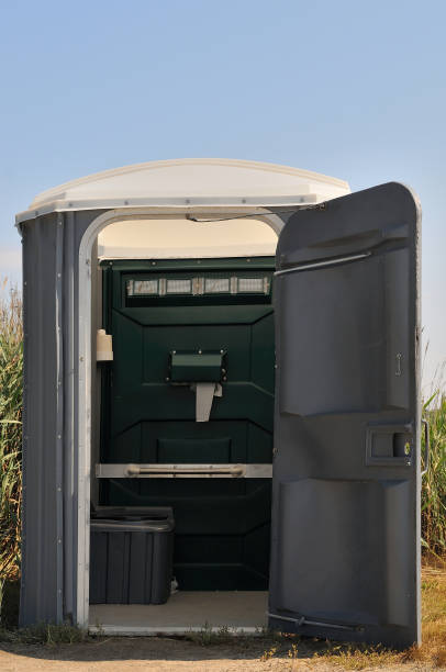 Best Construction site porta potty rental  in Peosta, IA